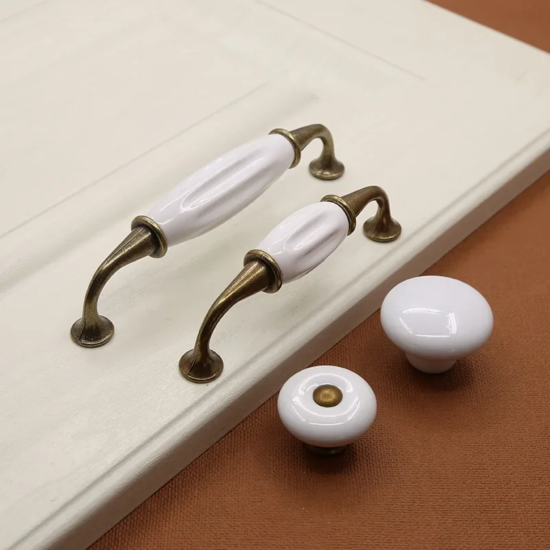 아연 합금 세라믹 손잡이, 현대 미니멀리스트, 블랙 화 - Furniture Rotating Hardware 리뷰 및 가격