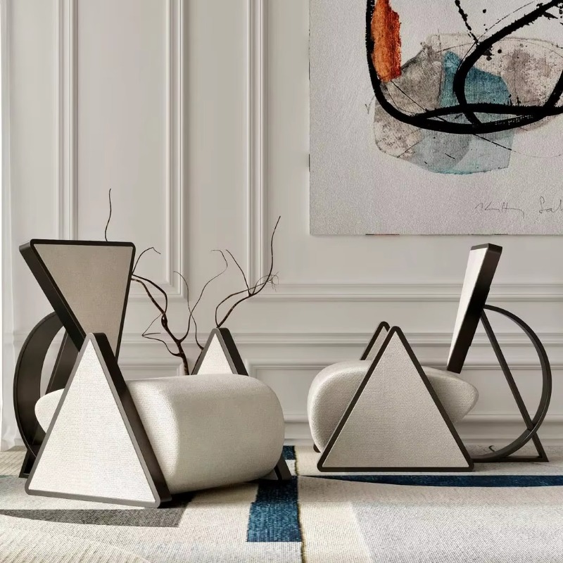 호텔과 거실에서 사용되는 현대적인 금속 삼각형 라운지  - Used Furniture Hardware 리뷰 및 가격